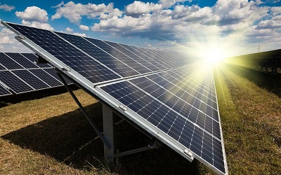 روشنایی بدون مرز دنیای شگفت‌انگیز پروژکتورهای خورشیدی
